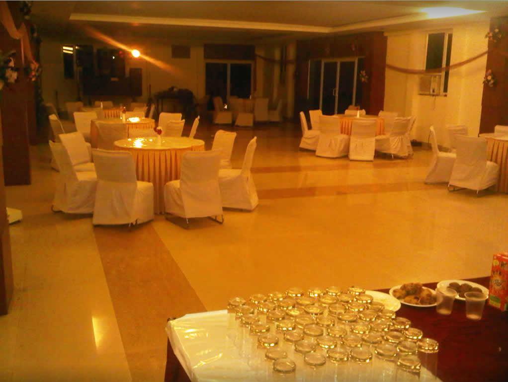 Bhiwadi Hotel Swagat Palace מראה חיצוני תמונה